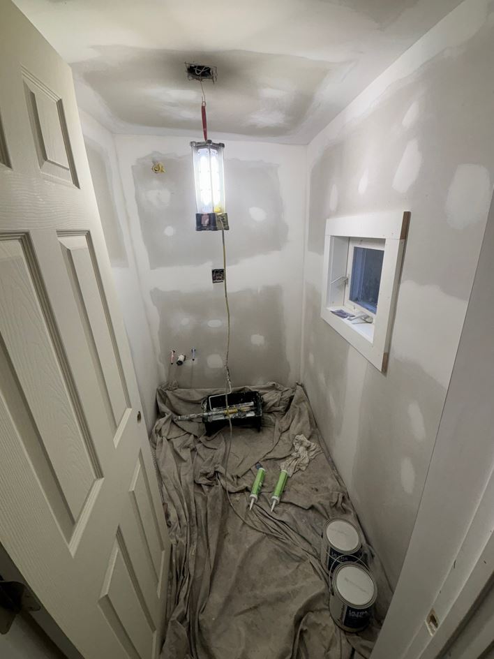 Storage Closet To Bathroom (3)